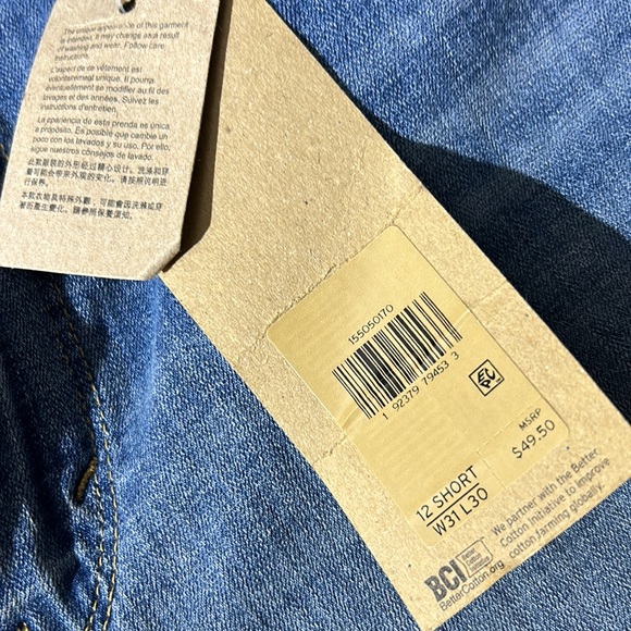 4th- Levi's 505 Straight Street Classic Jeans - Picture 5 of 11